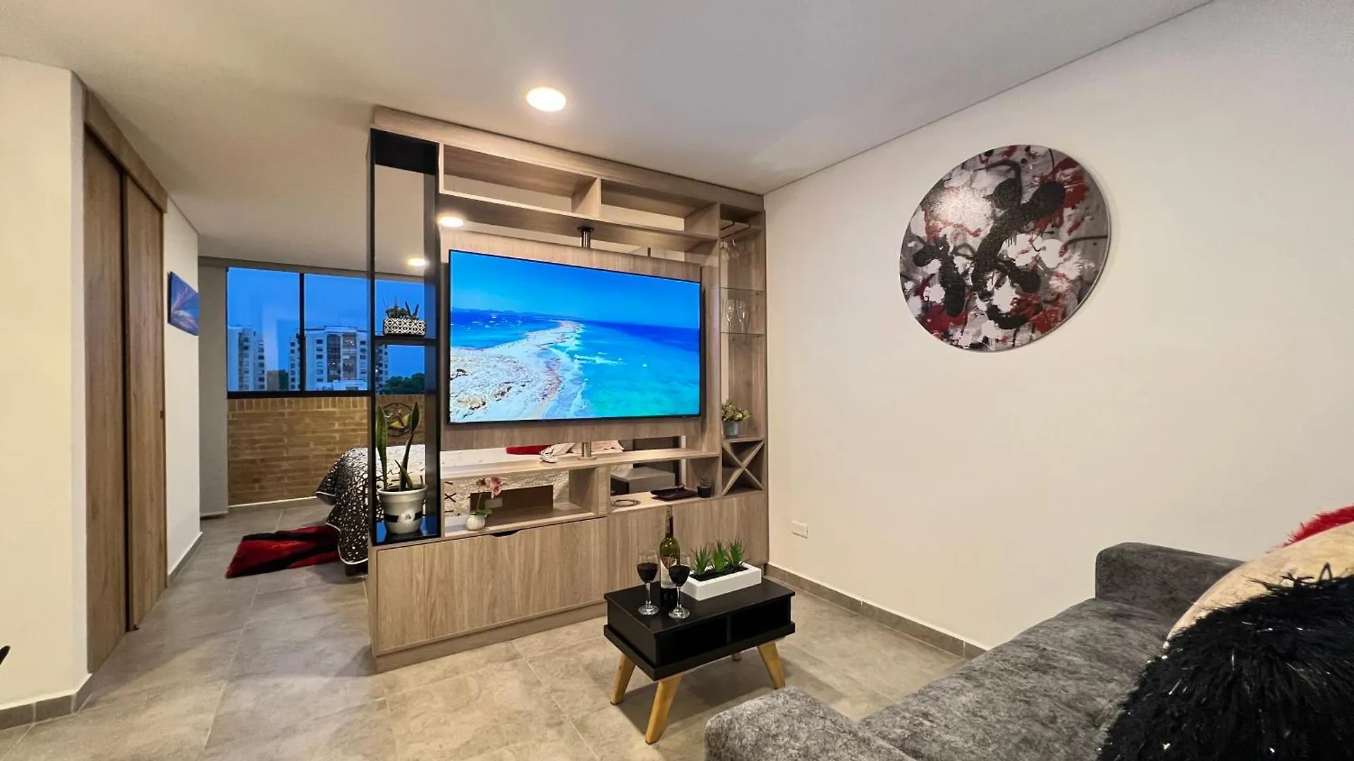 Liv 37 Apartments Cali 0*,  Colômbia